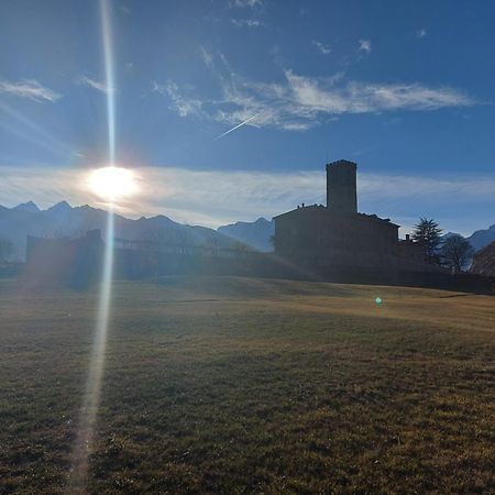 La Taverna Alloggio Ad Uso Turistico - Vda -Sarre - Cir- 0073 Аоста Екстериор снимка