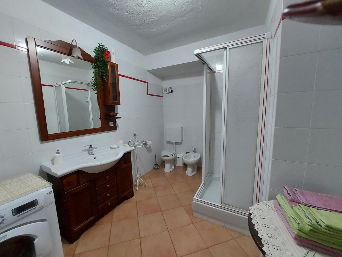 La Taverna Alloggio Ad Uso Turistico - Vda -Sarre - Cir- 0073 Аоста Екстериор снимка